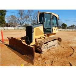 2006 JOHN DEERE 450J LGP CRAWLER TRACTOR, VIN/SN:131555 - 6 WAY BLADE, CAB, A/C, METER READING 8,527