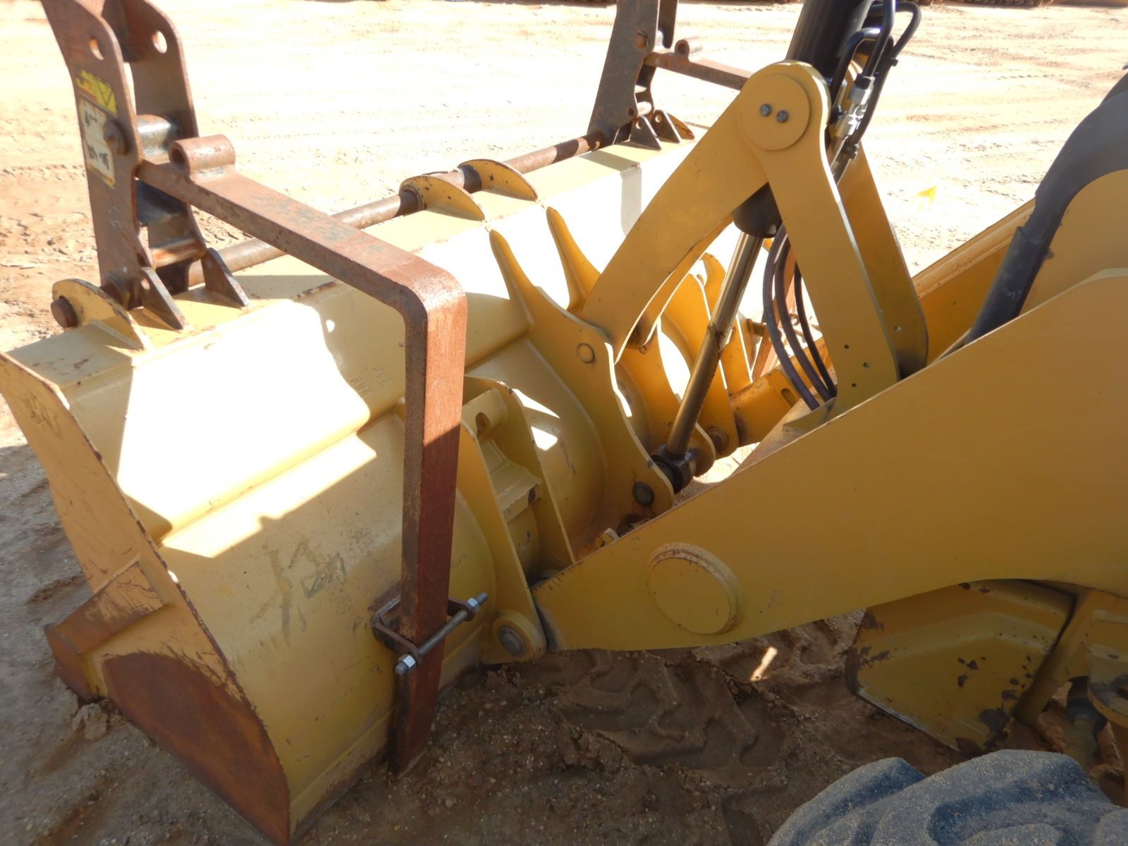 2014 CAT 420F LOADER BACKHOE, VIN/SNSKR03231 4X4, BUCKET, FLIP DOWN