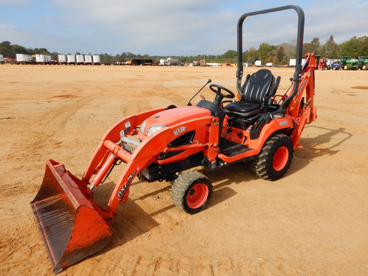 2016 KUBOTA BX25D MINI BACKHOE, VIN/SN33488 4X4, BUCKET, ROLL BAR