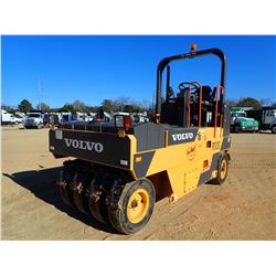 2017 VOLVO PT125C PNEUMATIC ROLLER, VIN/SN:327022 - PNEUMATIC, ROLLBAR, METER READING 895 HOURS