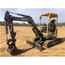 2013 VOLVO ECR38 MINI EXCAVATOR, VIN/SN:J00011866 - 4' STICK, 18'' BUCKET, AUX HYD, BLADE, RUBBER TR