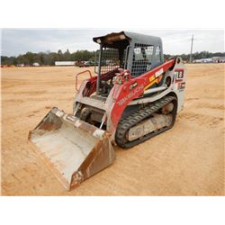 2015 TAKEUCHI TL8 SKID STEER LOADER, VIN/SN:200801523 - CRAWLER, BUCKET, CANOPY, METER READING 2,115
