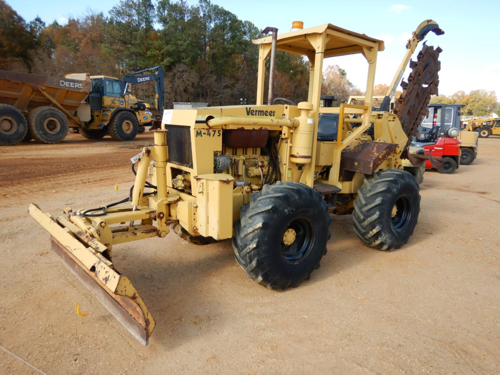 VERMEER M-475 TRENCHER, VIN/SN:1752 - VERMEER D-A8 TRENCHER ATTACH