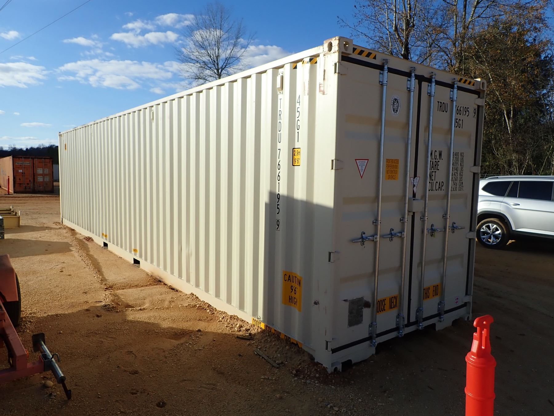 40' STEEL SHIPPING CONTAINER
