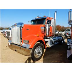2017 KENWORTH W900 TRUCK TRACTOR, VIN/SN:1XKWD40XXHJ172419 T/A, 475 HP CUMMINS ISX15 DIESEL ENG, 10 