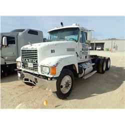 1998 MACK CH613 TRUCK TRACTOR, VIN/SN:1M2AA13Y9WW091277 - T/A, MACK E7-350 ENGINE, 10 SPEED TRANS, 4