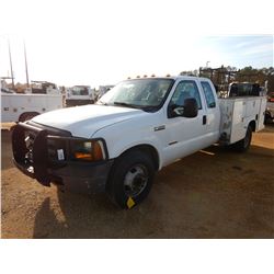2006 FORD F350 SERVICE TRUCK, VIN/SN:1FDWX36P16ED35187 - EXT CAB, POWERSTROKE DIESLE ENGINE, A/T, SE