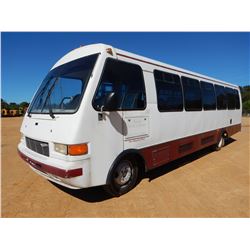 1996 FREIGHTLINER PASSENGER BUS, VIN/SN:4UZK59M22T2112037 - DIESEL ENGINE, A/T, CHAMPION BODY, 32 PA