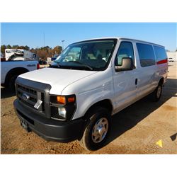 2013 FORD E350 VAN, VIN/SN:1FTSE3EL2DDA68507 - GAS ENGINE, A/T, REAR TOMMY LIFT, ODOMETER READING 21