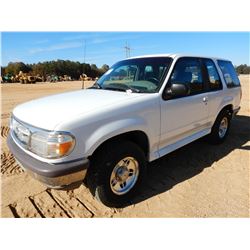 1996 FORD EXPLORER VIN/SN:1FMCU24XXTUB31272 - 4X4, GAS ENGINE, A/T, ODOMETER READING 121,995 MILES