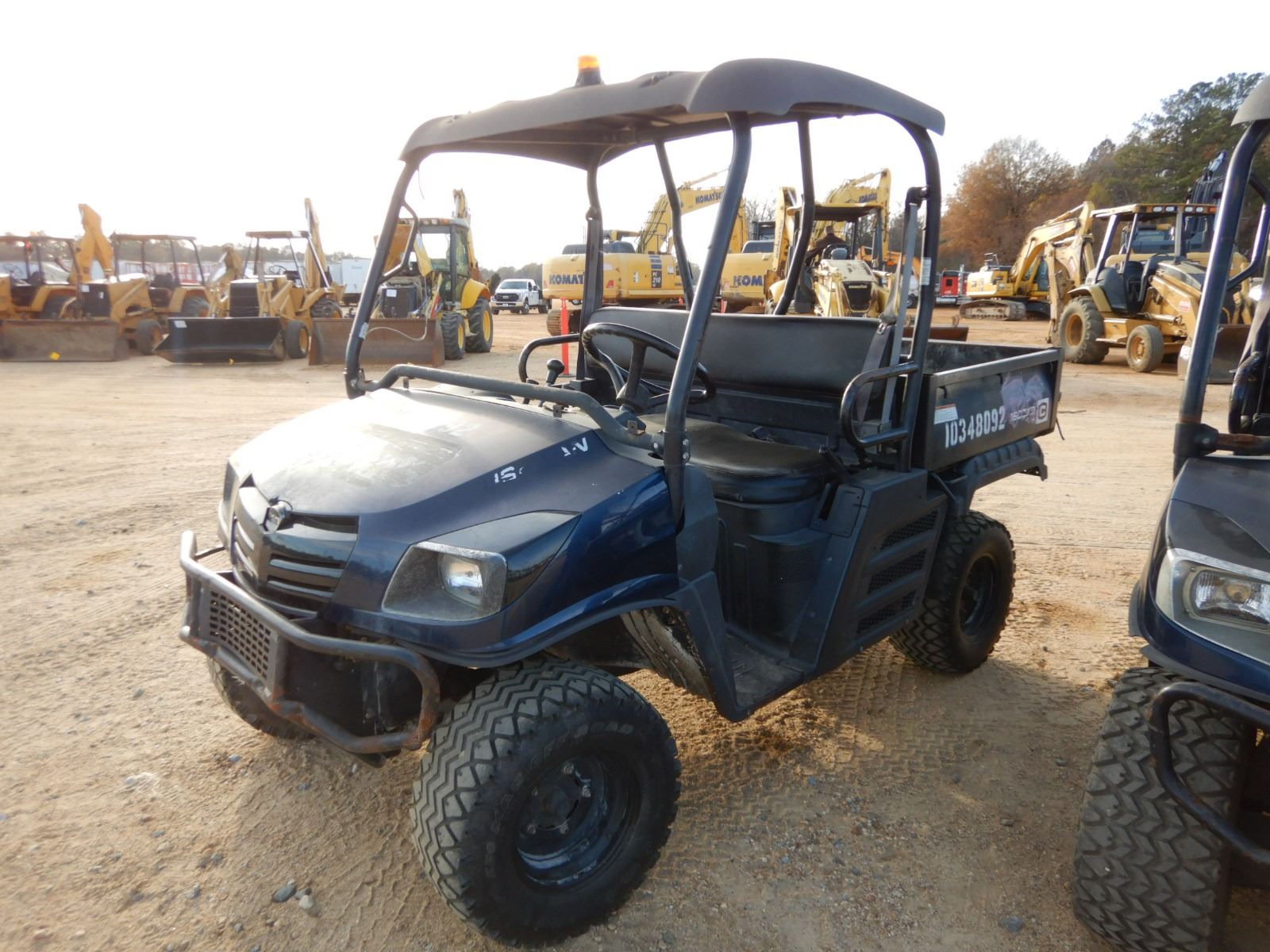 2015 CUSHMAN 1600XD 4X4 UTILITY CART, VIN/SNRZ9500055 DEISEL ENGINE