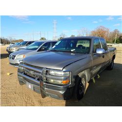 2001 CHEVROLET 1500 PICKUP, VIN/SN:2GCEC19V711218069 - EXTENDED CAB, GAS ENGINE, A/T, ODOMETER READI