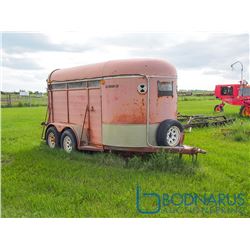 1990 12 ft Bergen Livestock Trailer 2B9SD736LD025387
