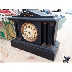 Vintage / Antique Gilger Chime Clock
