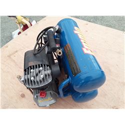 Emglo 125 PSI 4 Gal dual tank air compressor  Not tested