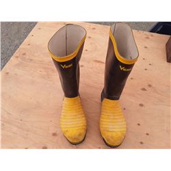 Size 10 Viking Steel Toe Boots