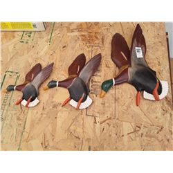 3 Pce Handmade wood ducks deco