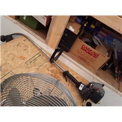 Craftsman Gas weedwacker has Compression