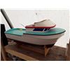 Image 2 : Large RC model Boat no remote 3'6" long with motor
