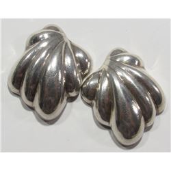 PAIR OF MEXICO STERLING SHELL EARRINGS