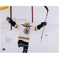 Patrice Bergeron Signed Boston Bruins 16x20 Photo (Bergeron COA)