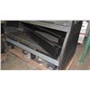 Image 2 : La Boulogne Warmly Served Stainless & Glass Food Display
