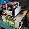 Image 2 : 2 NEW CASES OF NAILS