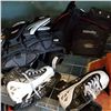 Image 2 : VAUGHN VELOCITY HOCKEY GOALIE CHEST PROTECTOR PANTS AND SKATES