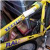 Image 2 : YELLOW RALEIGH BIKE
