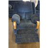 Image 2 : BLUE FABRIC RECLINER CHAIR