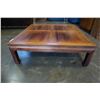 Image 2 : ROSEWOOD COFFEE TABLE