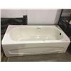 Image 1 : American Standard 5' Soaker Tub