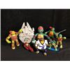 Image 1 : TEENAGE MUTANT NINJA TURTLES FIGURES LOT