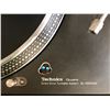 Image 2 : TECHNICS QUARTZ DIRECT DRIVE TURNTABLE SYSTEM (SL-1200MK2)