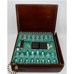 VINTAGE GLASS CHESS AND CHECKER GAME