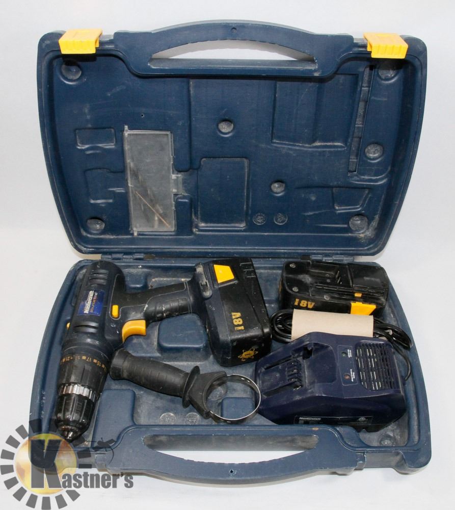 MASTERCRAFT 18V CORDLESS DRILL SET W/ 2 BATTERIES