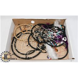 FLAT W/ 6 HANDMADE DREAM CATCHERS
