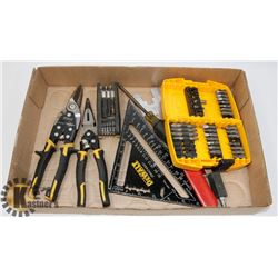 FLAT OF SNAP-ON, BLUEPOINT & DEWALT TOOLS