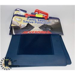 LOT OF 2 PONTS SAVER CAR MATS.