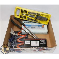 FLAT OF ASSORTED TOOLS INCLUDING INTERNAL PIPE