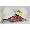 Image 1 : HARD HATS AND 1 SMA SAFETY HARNESS