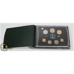 2004 SPECIMEN COIN SET