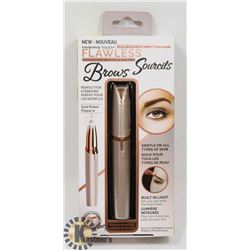 FINISHING TOUCH FLAWLESS BROW TRIMMER