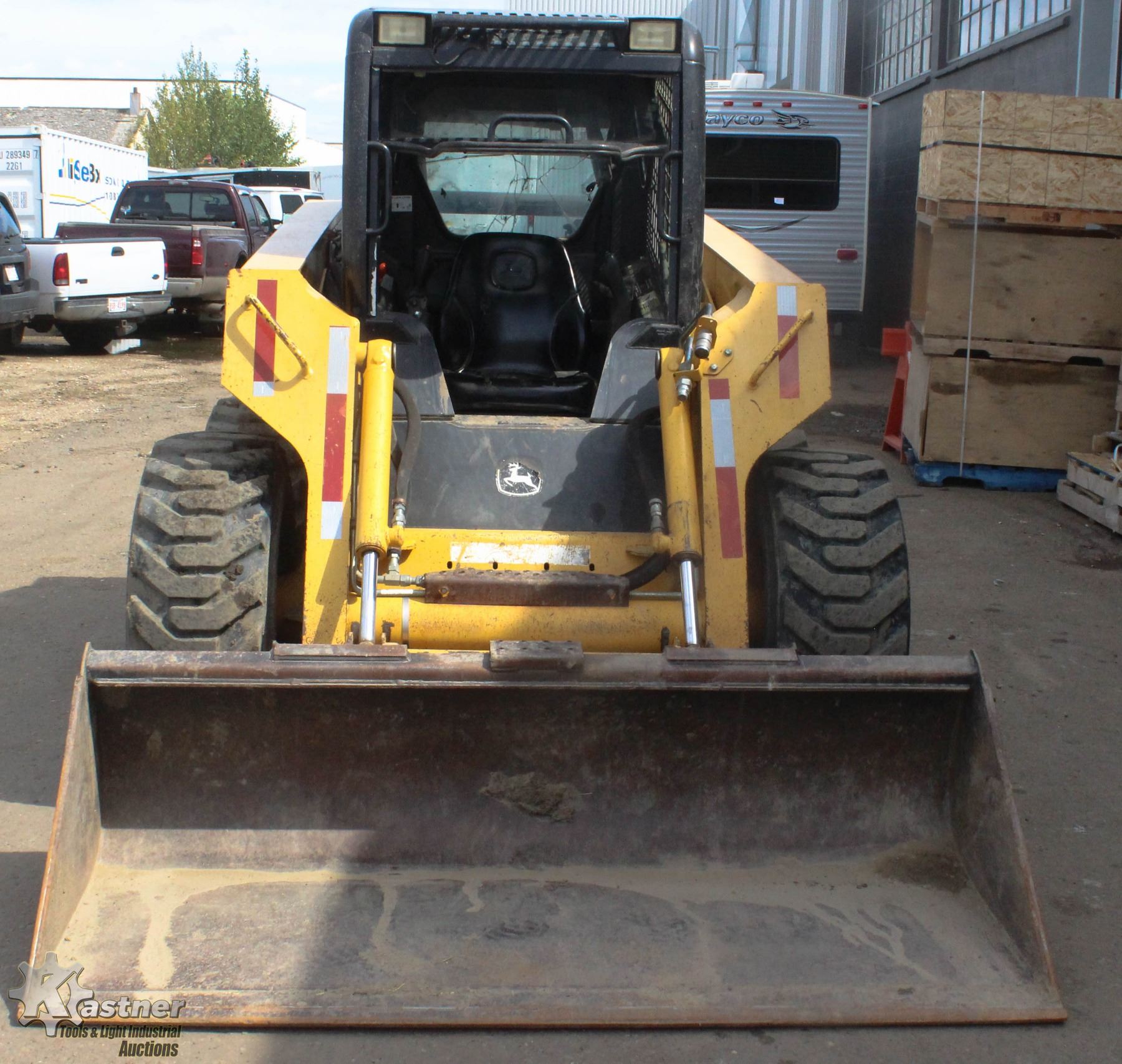2003 JOHN DEERE 260 SERIES 2 SKID STEER W/ BUCKET