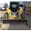 Image 2 : 2003 JOHN DEERE 260 SERIES 2 SKID STEER W/ BUCKET