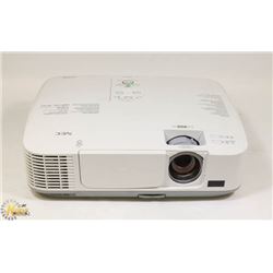 NEC 2700 LUMENS PROJECTOR/NEW BULB/HDMI