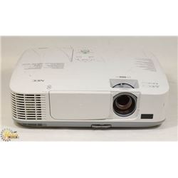 NEC 2700 LUMENS 3LCD PROJECTOR/HDMI