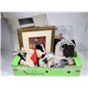 Image 1 : FLAT OF ASSORTED PUG DOG COLLECTIBLES INCLUDING