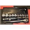 Image 1 : LARGE SOCKET SET.