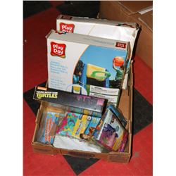 FLAT OF KIDS BLOW UP WATER TOYS